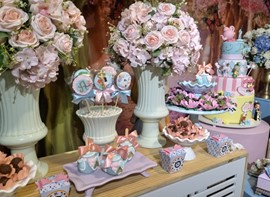 Opcionais: flores naturais, personalizados