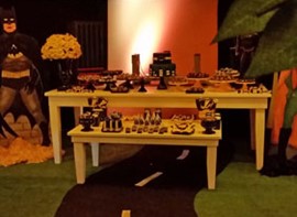 Trabalho de chão de grama com pista (opcional)