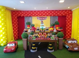 Bolo andar, forminhas, personalizados (opcionais)