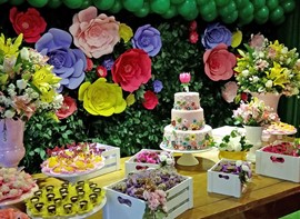 Opcionais Flores naturais e muro ingles