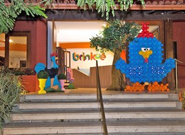 Escultura da Galinha em grade (opcional)
