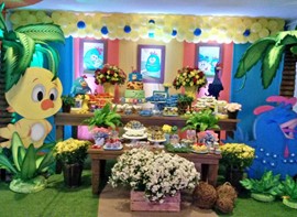 Flores e kits personalizados (opcionais)