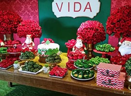 Forminha e flores opcionais
