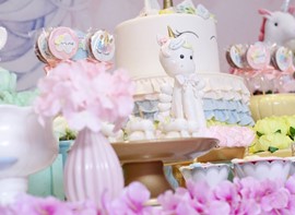 Unicornios de biscuit alugados